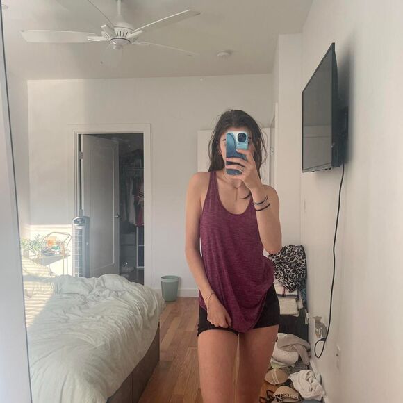 Lululemon Women's Purple and White Vest - Picture 3 of 4